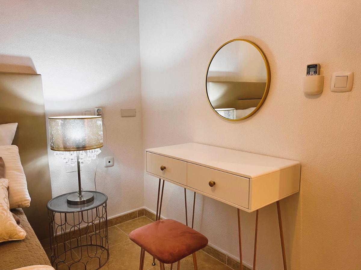 Holiday Suite Fragata Torrevieja Exterior foto