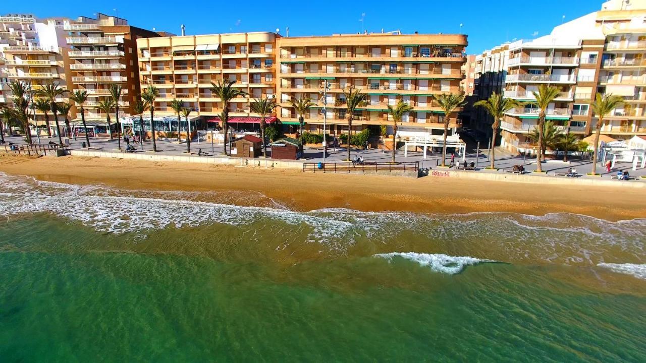 Holiday Suite Fragata Torrevieja Exterior foto