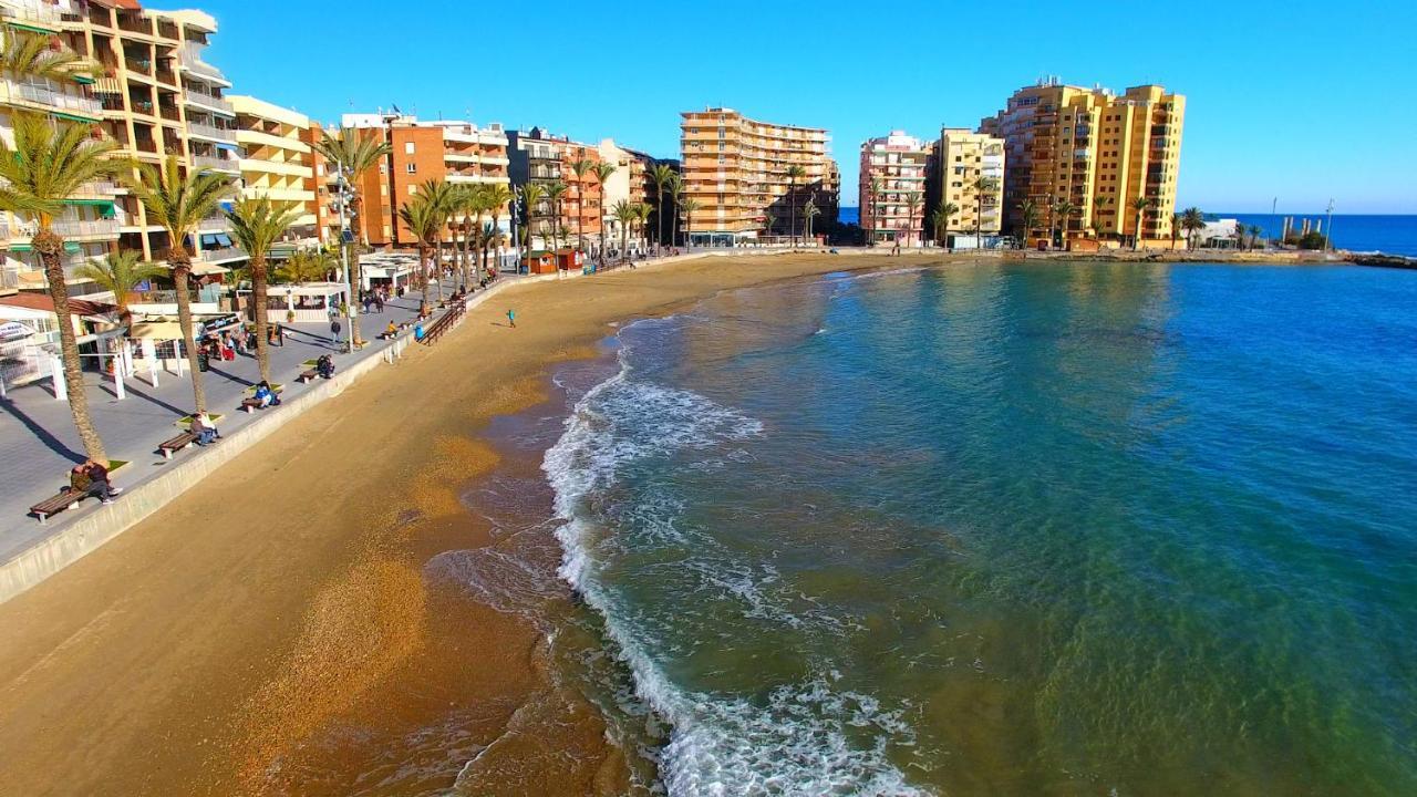 Holiday Suite Fragata Torrevieja Exterior foto
